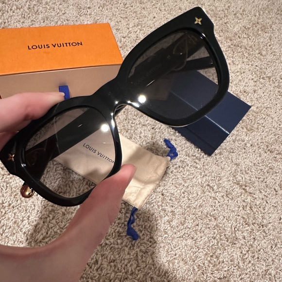 Louis Vuitton My Monogram Sunlgasses - Picture 3 of 16